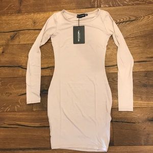 PrettyLittleThing Dresses - Pretty little thing fitted dress PrettyLittleThing Dresses - Pretty little thing fitted dress